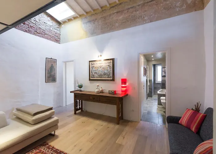 Unique 100 Sqm Design Flat In Oltrarno Appartement