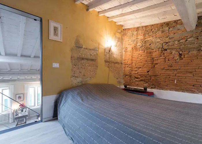 Unique 100 Sqm Design Flat In Oltrarno * Florence