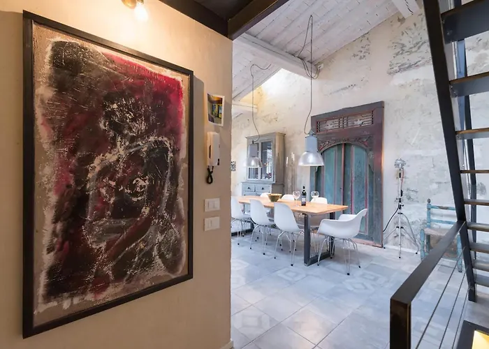 Unique 100 Sqm Design Flat In Oltrarno *
