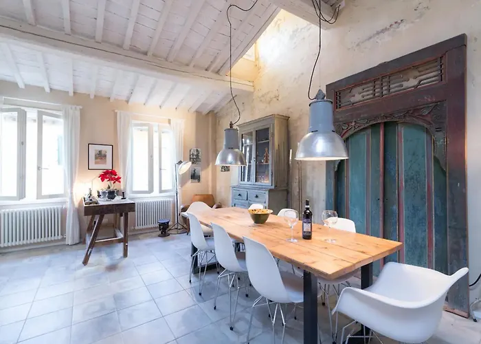 Unique 100 Sqm Design Flat In Oltrarno Florence
