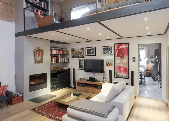 Appartement Unique 100 Sqm Design Flat In Oltrarno