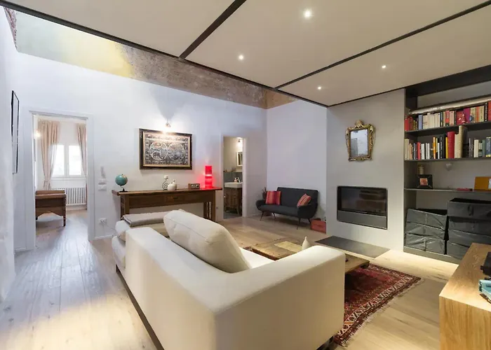 Appartement Unique 100 Sqm Design Flat In Oltrarno *